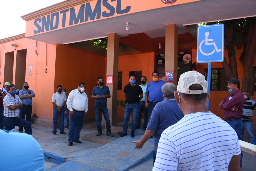 Piden obreros de AHMSA reducción a cuotas IMSS-Infonavit
