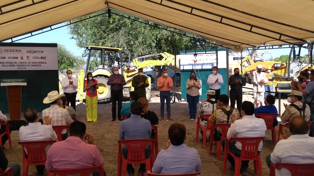 Colocan primera piedra del cuartel militar Santa Mónica en Guerrero Coahuila