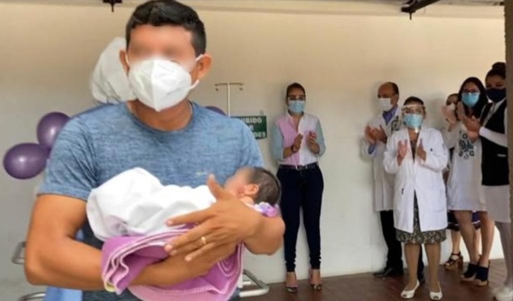 'Suena la campana de la victoria'; recién nacida supera al COVID-19 en Yucatán