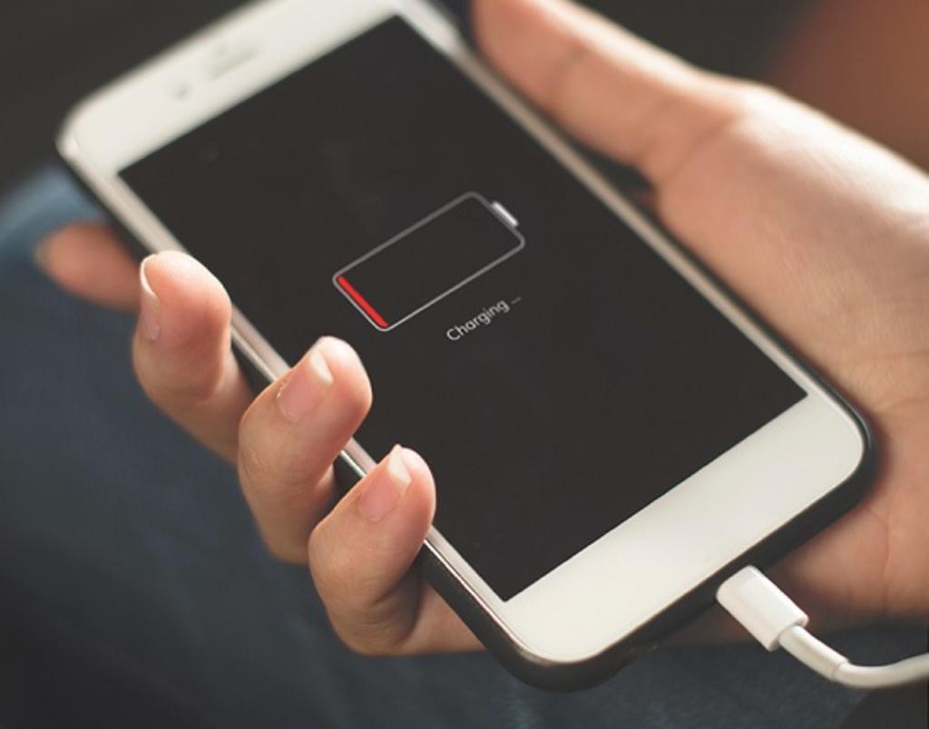 ¿Cómo puedo saber si debes cambiar la batería de tu celular?