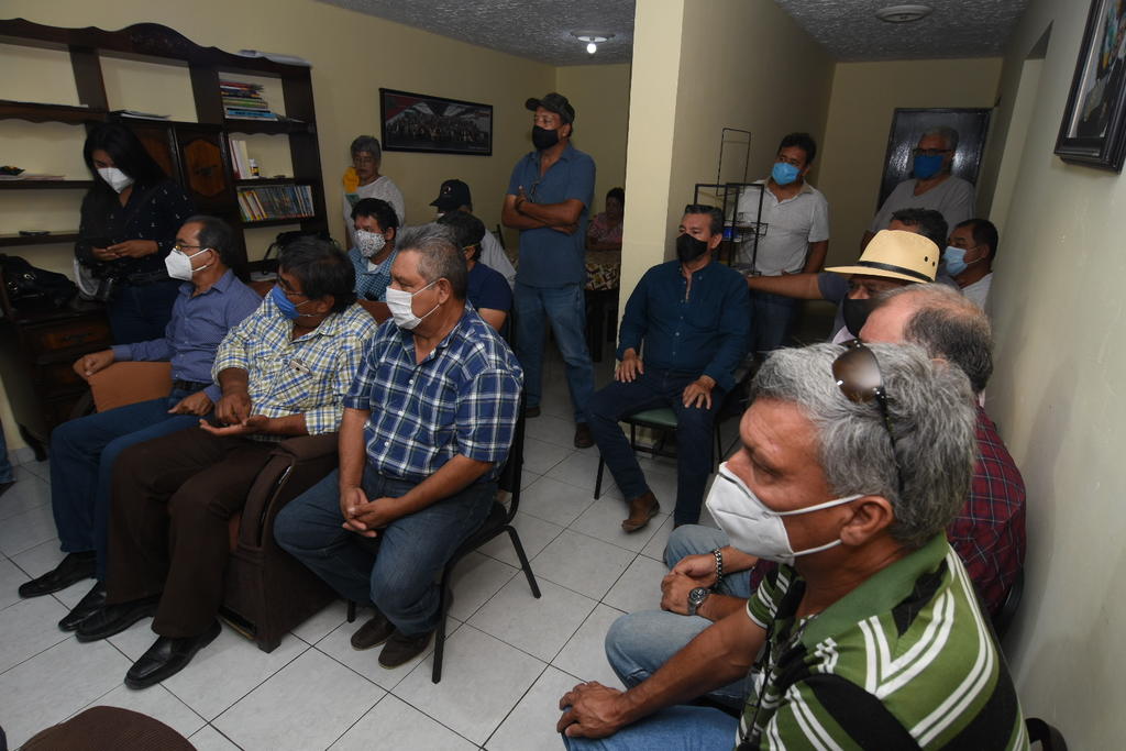 Ex obreros de AHMSA se deslindan de Napoleón Gómez Urrutia