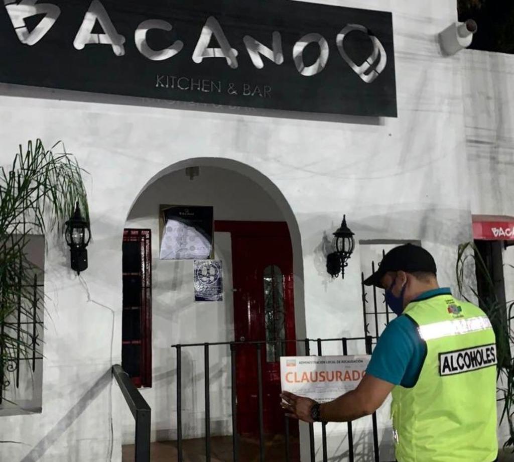 Clausuran restaurantes-bar en Torreón por omitir medidas contra COVID-19