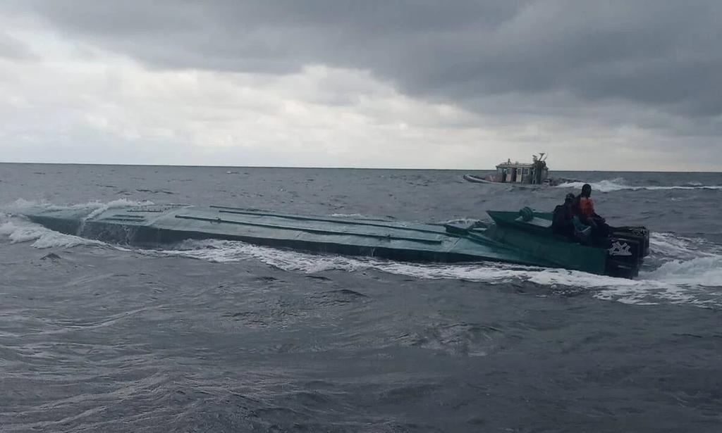 Policía colombiana intercepta submarino del CJNG
