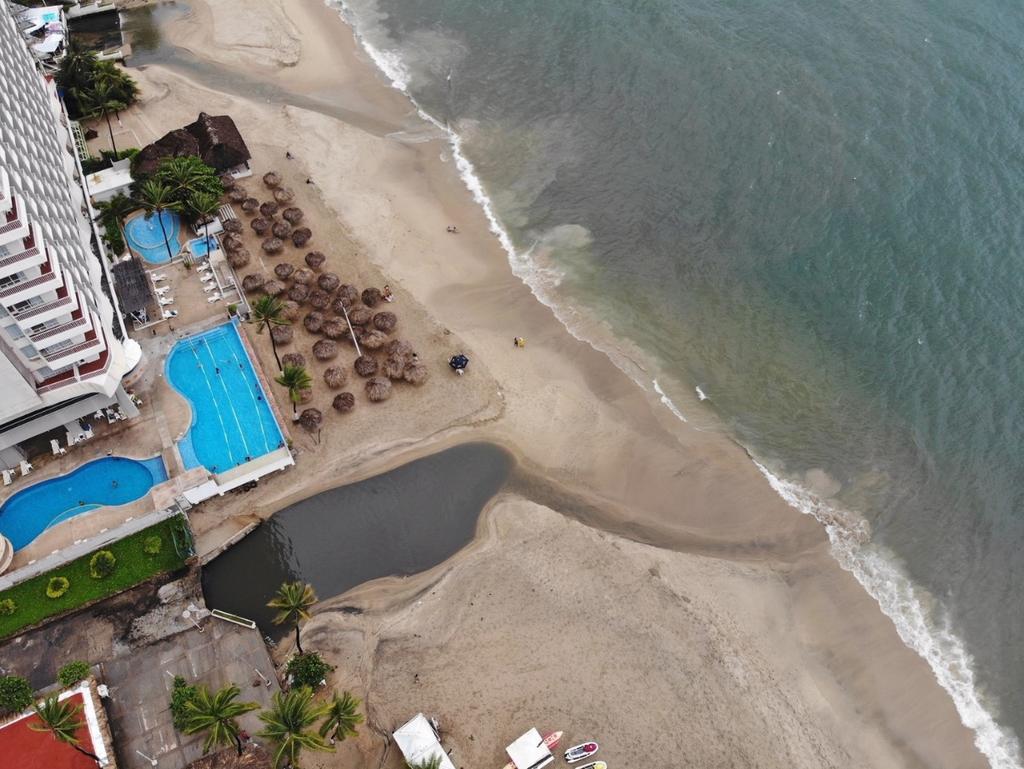 Descarga de aguas en playa buscan dañar imagen de Acapulco: alcaldesa