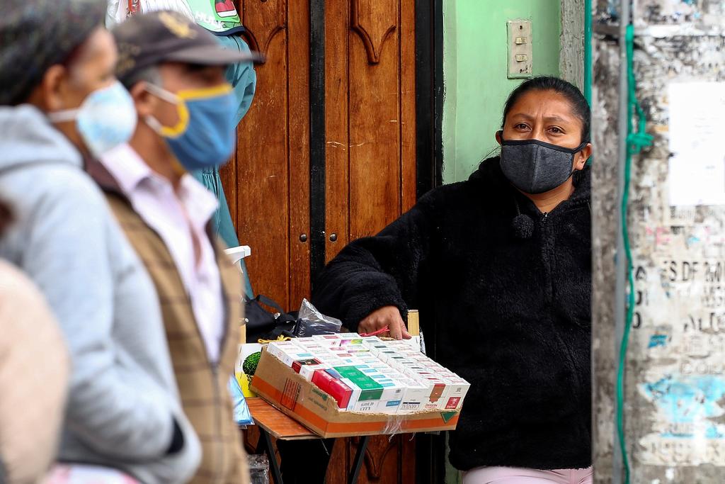 Registra Ecuador 6,556 muertes confirmadas por COVID-19