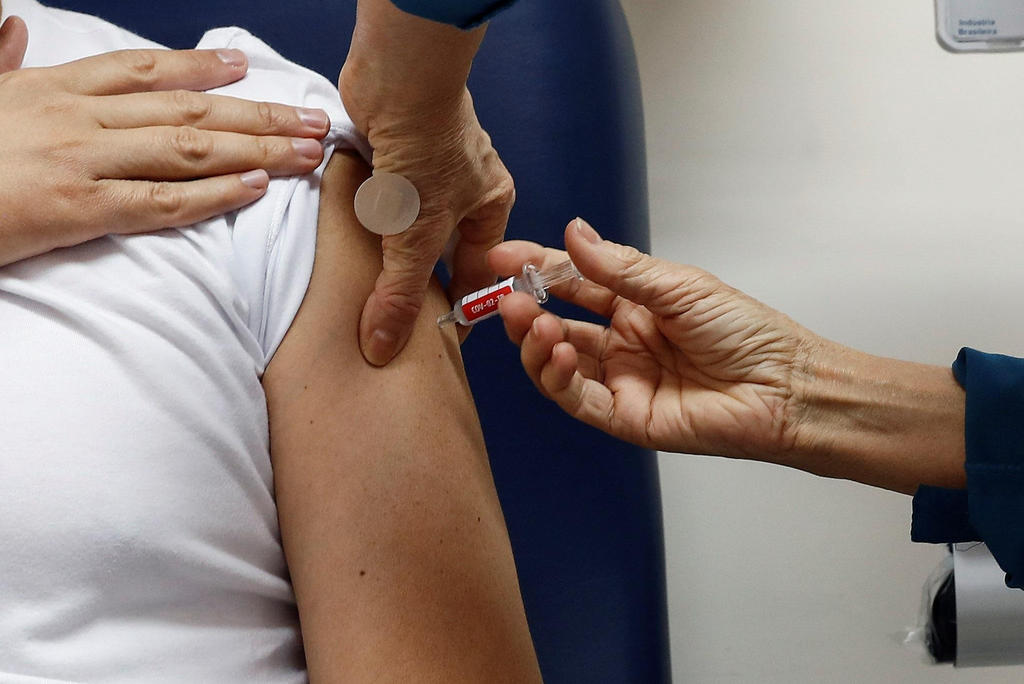 México realizaría pruebas de vacuna contra COVID-19 en octubre