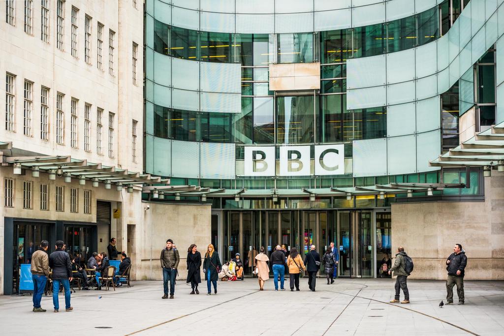 Fuera activistas: la BBC exige a sus estrellas imparcialidad en las redes