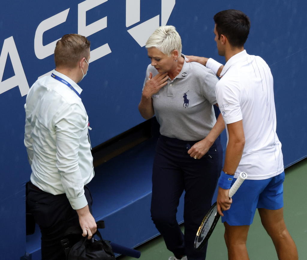 Lamenta Djokovic situación tras 'agresión' a jueza en US Open
