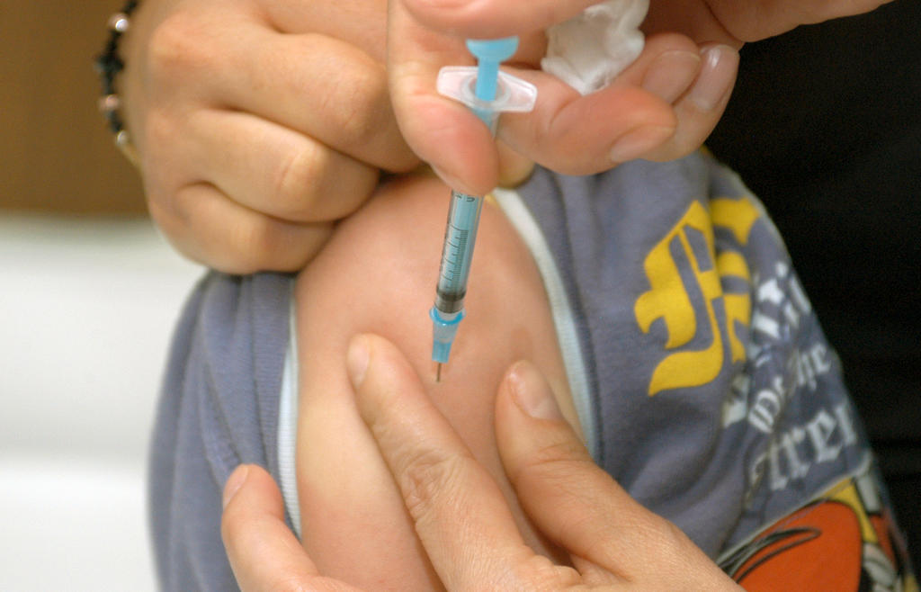 Adelantan aplicación de vacuna contra la influenza en Coahuila