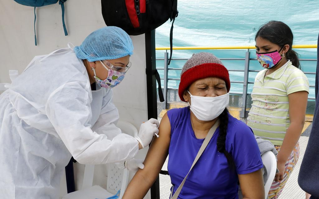 Alerta presión por COVID e influenza en México