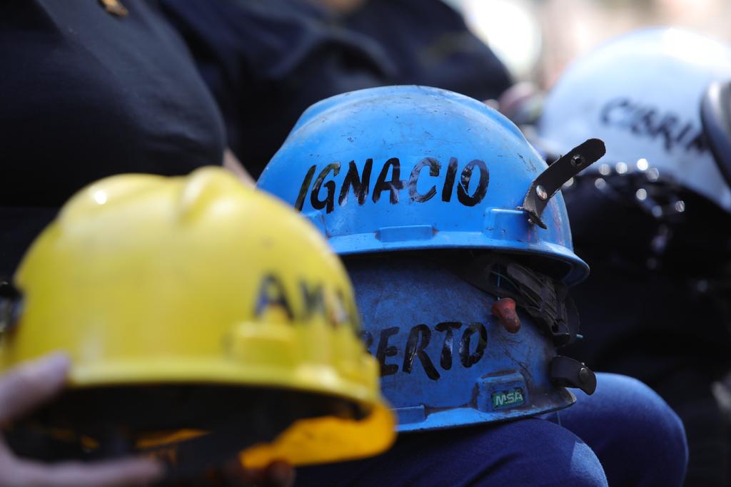 Familias de mineros de Pasta de Conchos deben concensar rescate de cuerpos