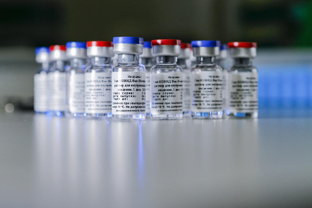 Traer vacuna rusa contra COVID a México, muestra de compromiso: laboratorio