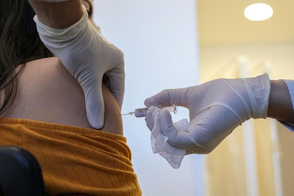 Probarán si vacuna para la tuberculosis es efectiva contra COVID-19 en Brasil
