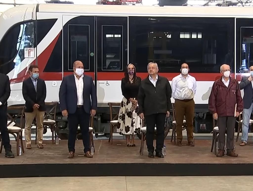 López Obrador y gobernador de Jalisco pausan pleito por inauguración de tren
