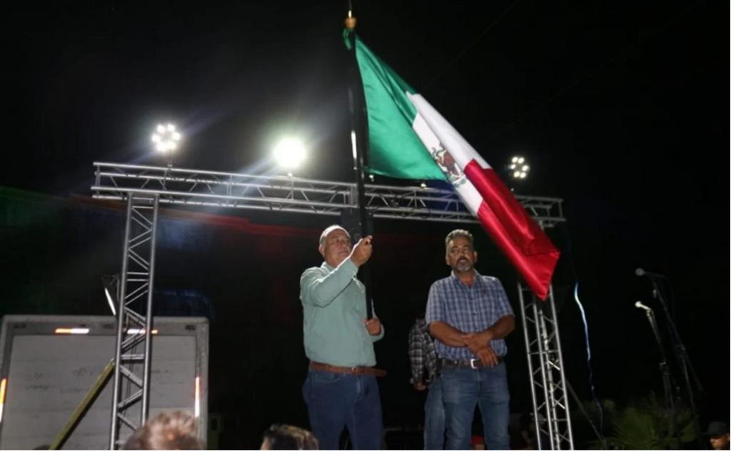 Frente a productores, alcalde da Grito en presa La Boquilla de Chihuahua