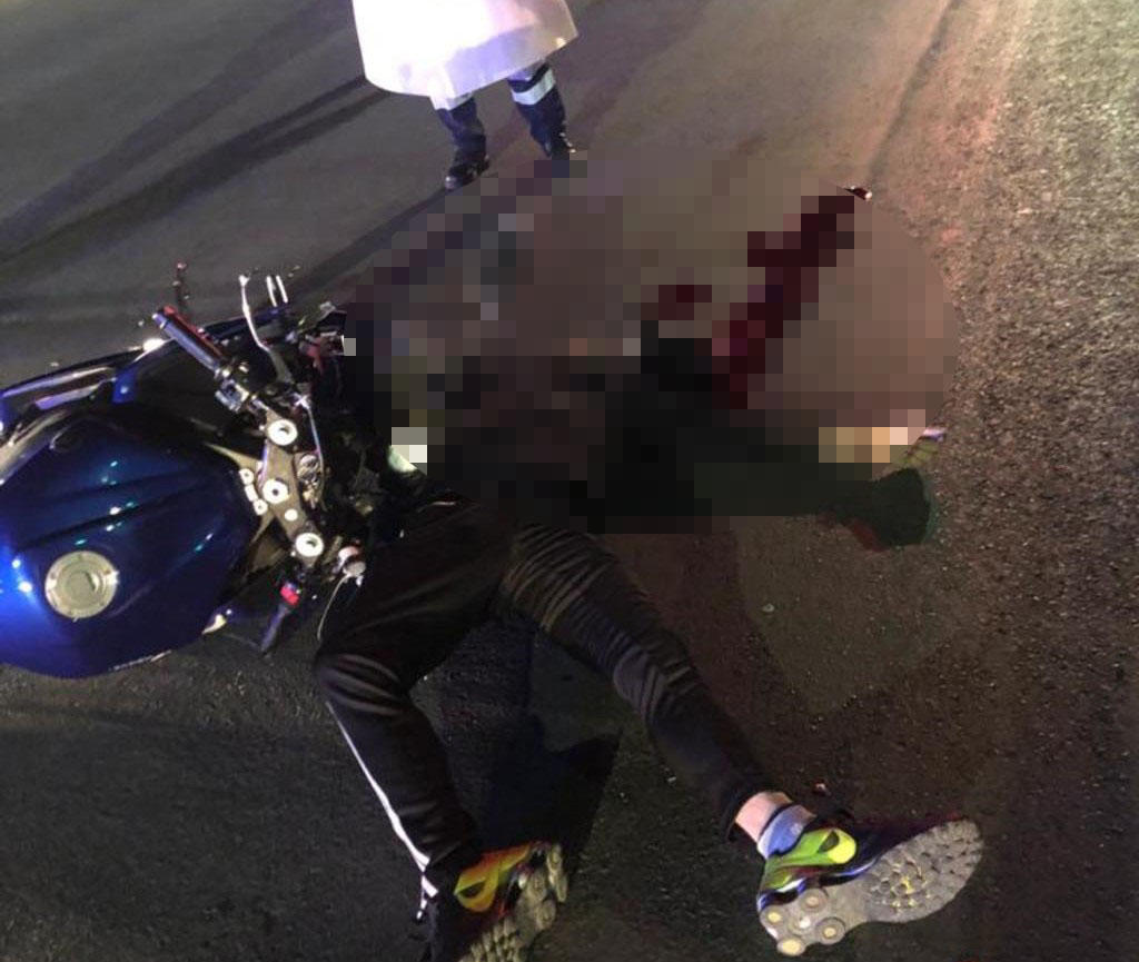 Motociclista muere tras impactar con camioneta en Torreón