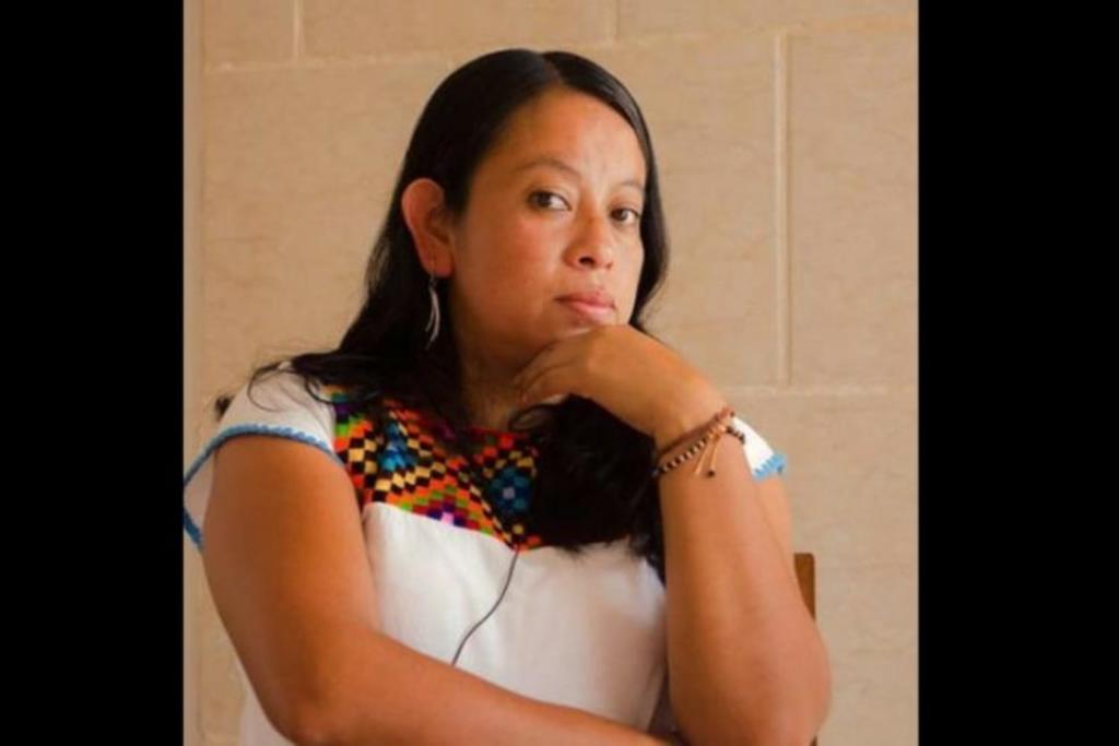 Escritora mexicana, Juana Peñate Montejo, gana premio PLIA 2020