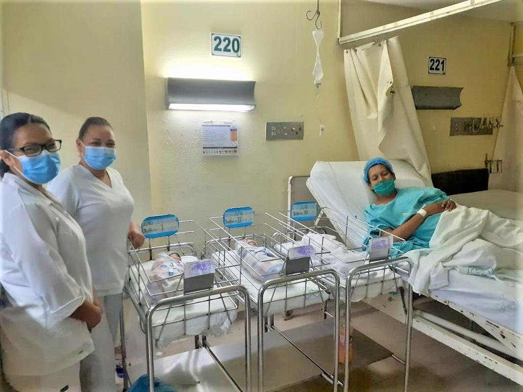 Trillizas nacen en la clínica 16 del IMSS de Torreón