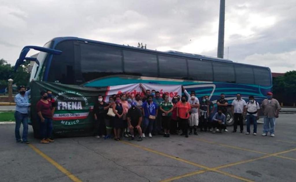 Integrantes de FRENAAA emprenden caravana de Tamaulipas a CDMX