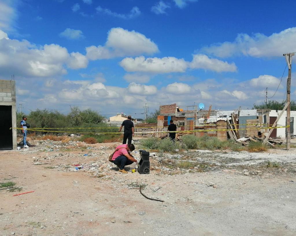 Localizan un cráneo en terreno baldío de Torreón