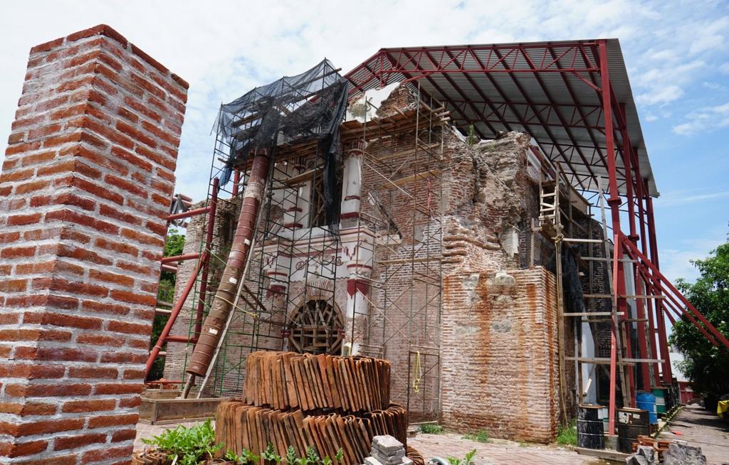 Siguen pendientes miles de edificios por reconstruir del sismo de 2017