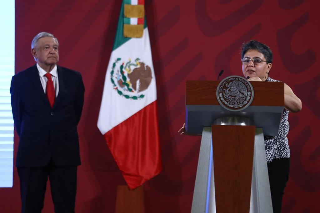 Gobierno de México denuncia a 70 funcionarios por evasión de impuestos