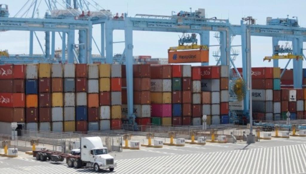 'Valor mundial de comercio de mercancías cayó 21%'