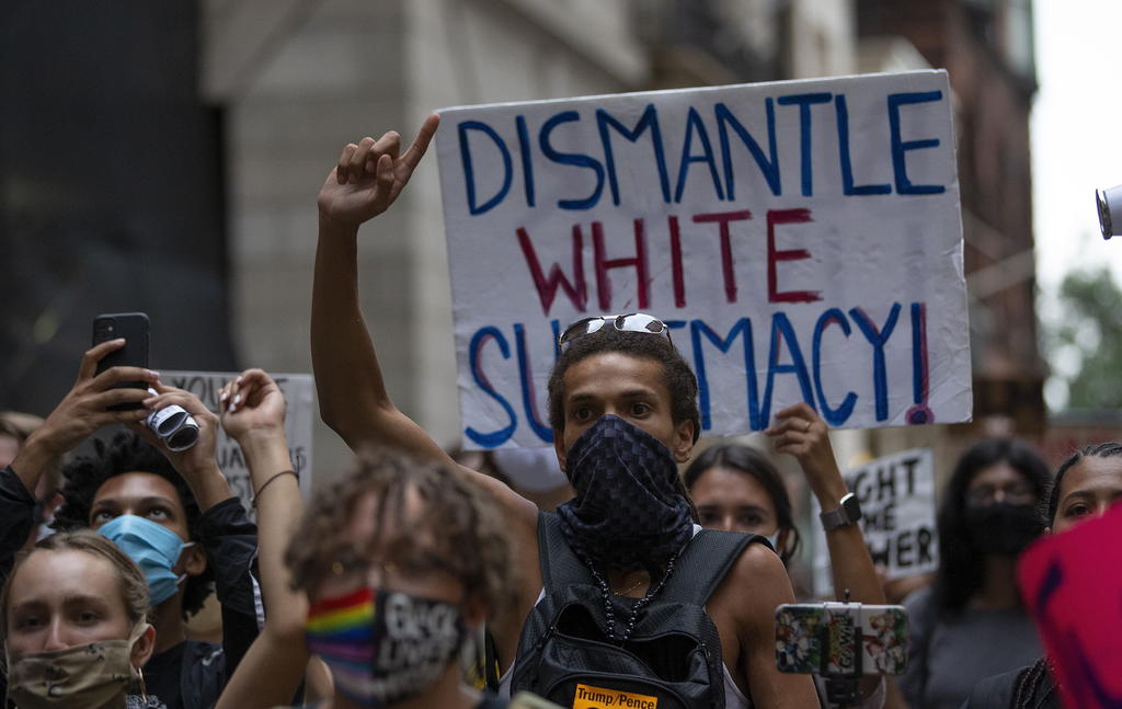 Protestan en EUA por ausencia de cargos tras la muerte de una mujer negra