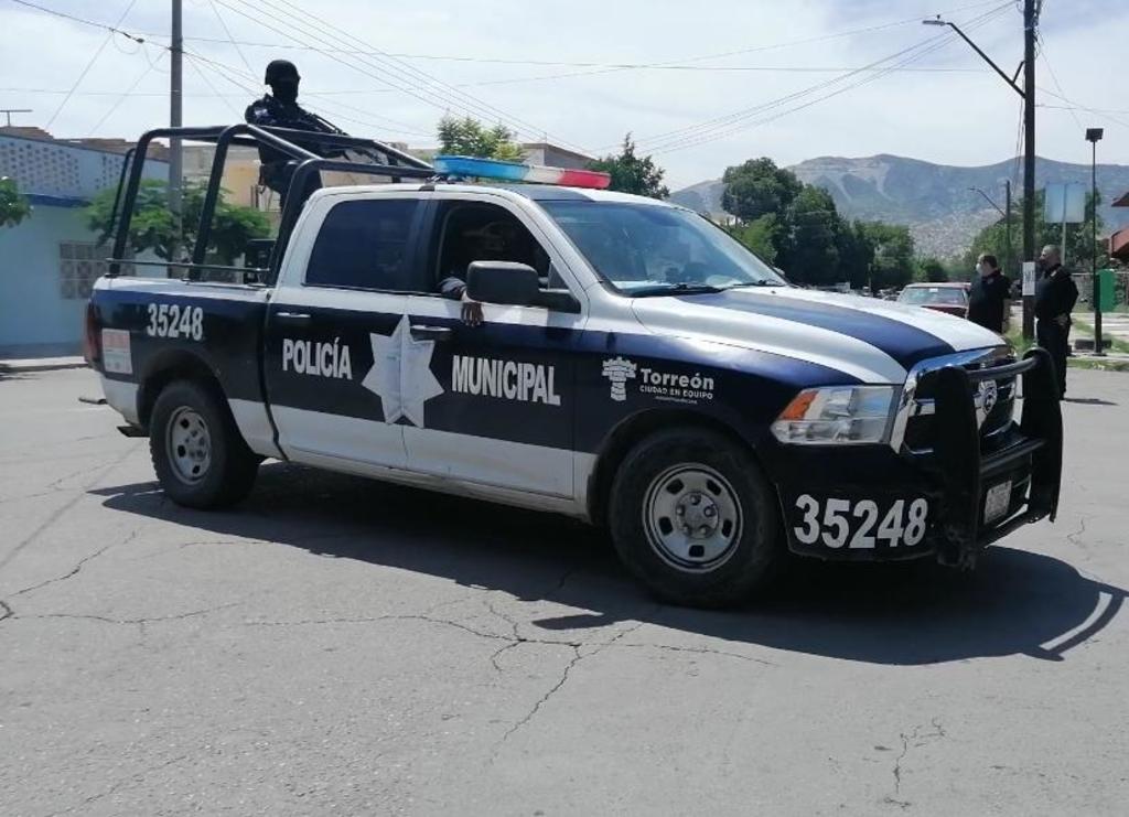 Tras persecución en Torreón aseguran a dos presuntos asaltantes de vivienda