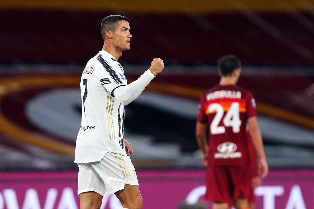 Cristiano Ronaldo rescata el empate de la Juventus contra Roma
