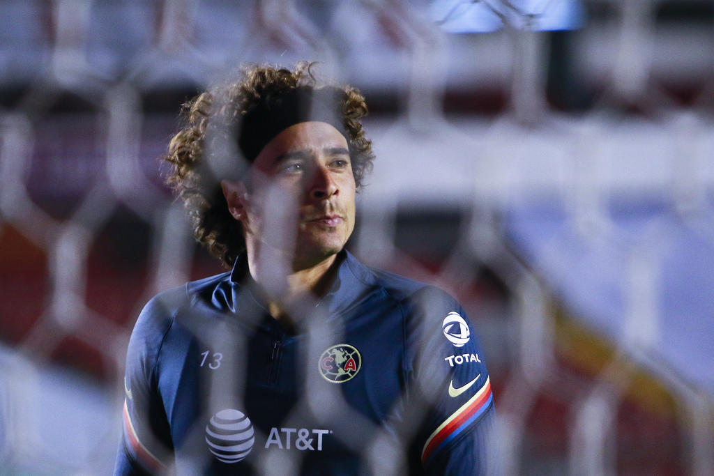 Miguel Herrera culpa a la Selección Mexicana de la lesión de Ochoa