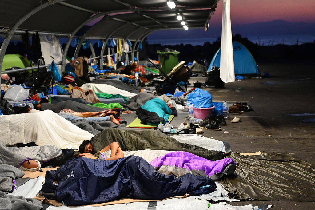 Llegan a Alemania los primeros refugiados del campamento griego de Moria