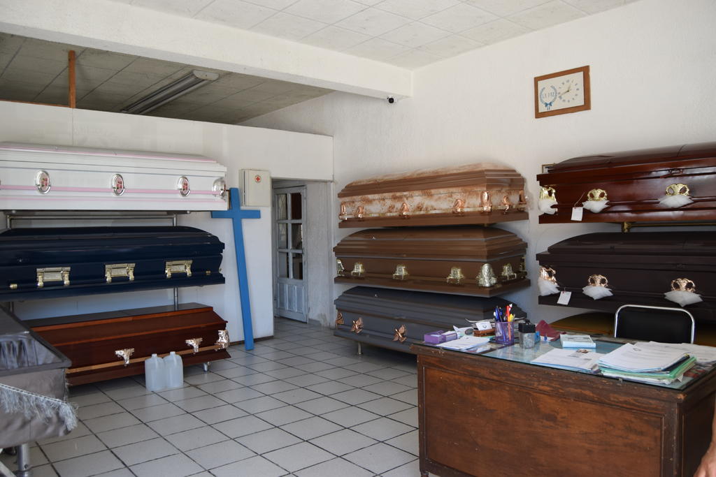 Permitirán reactivar actividades parciales a funerarias y eventos deportivos en Madero