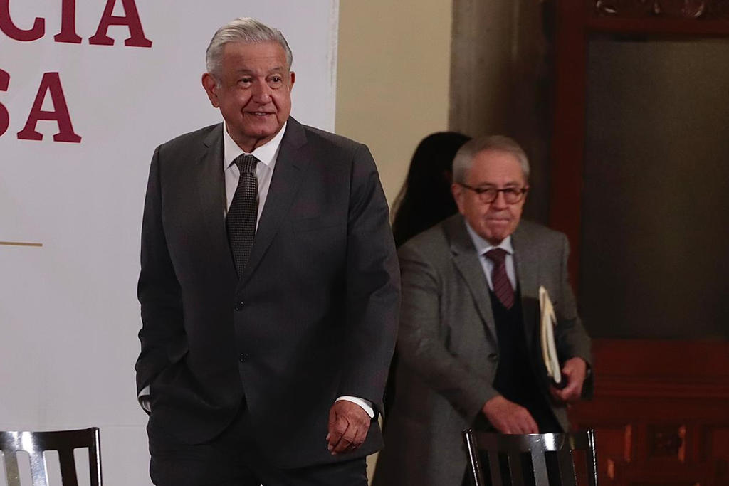 Lamenta López Obrador fallecimiento de Mario Molina