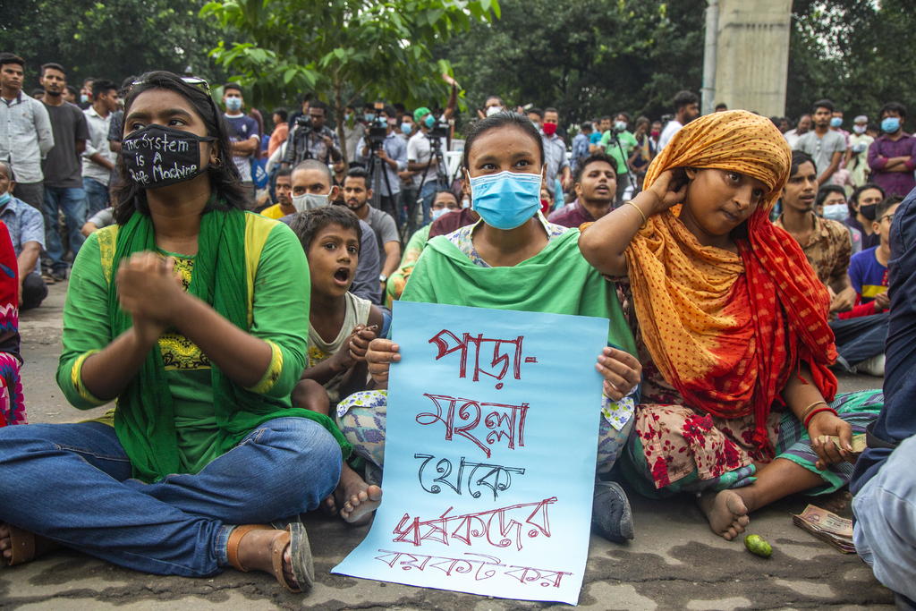 Bangladesh aprueba castigar a los violadores con la pena de muerte