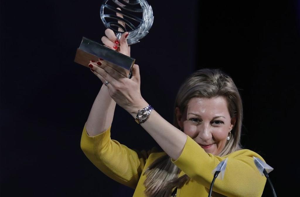 La escritora Eva García Sáenz obtiene el Premio Planeta con Leonor de Aquitania