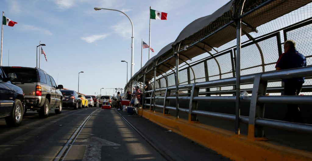 Prolongan restricciones fronterizas entre México y Estados Unidos