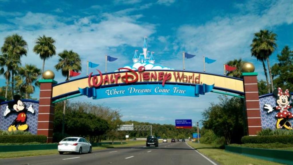 Placa conmemorativa de Disney en Florida ayudará a niños enfermos