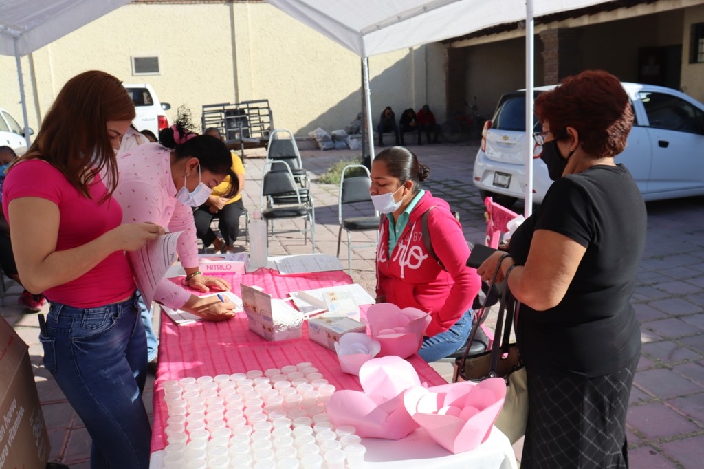 Luchan en San Pedro contra el cáncer de mama