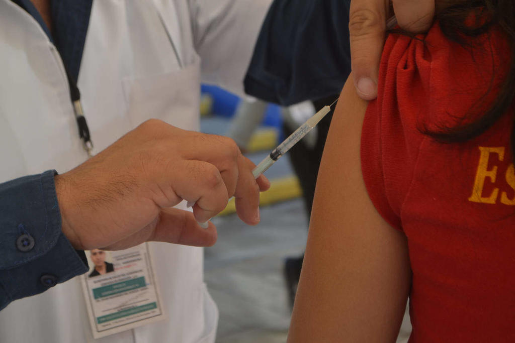 Piden castigos por venta de vacuna falsa de influenza en Coahuila