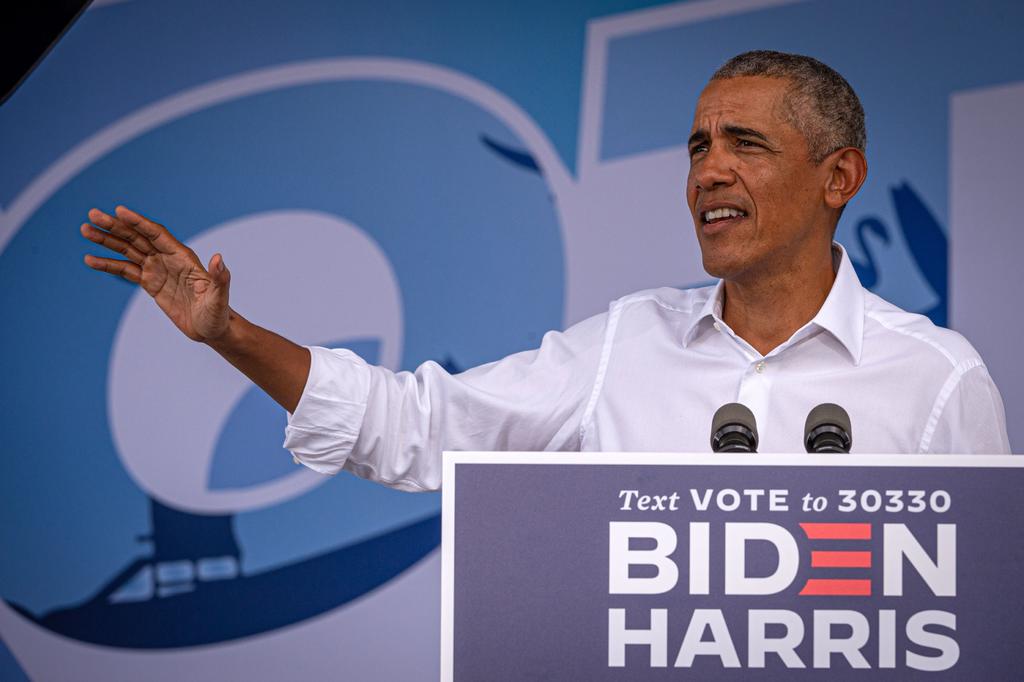 Obama se convierte en 'refuerzo' de Biden y pide votar para dejar atrás la oscuridad