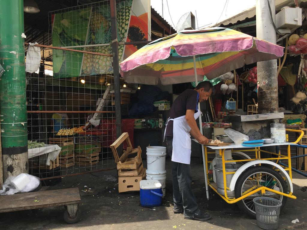 Perciben aumento en el comercio informal en La Laguna