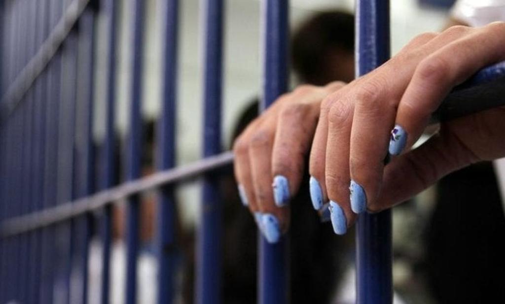 Dictan formal prisión a mujer que permitió que abusaran de su hija en Jalisco