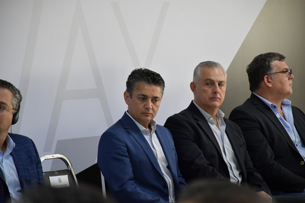 Da positivo a COVID-19 presidente del TSJE