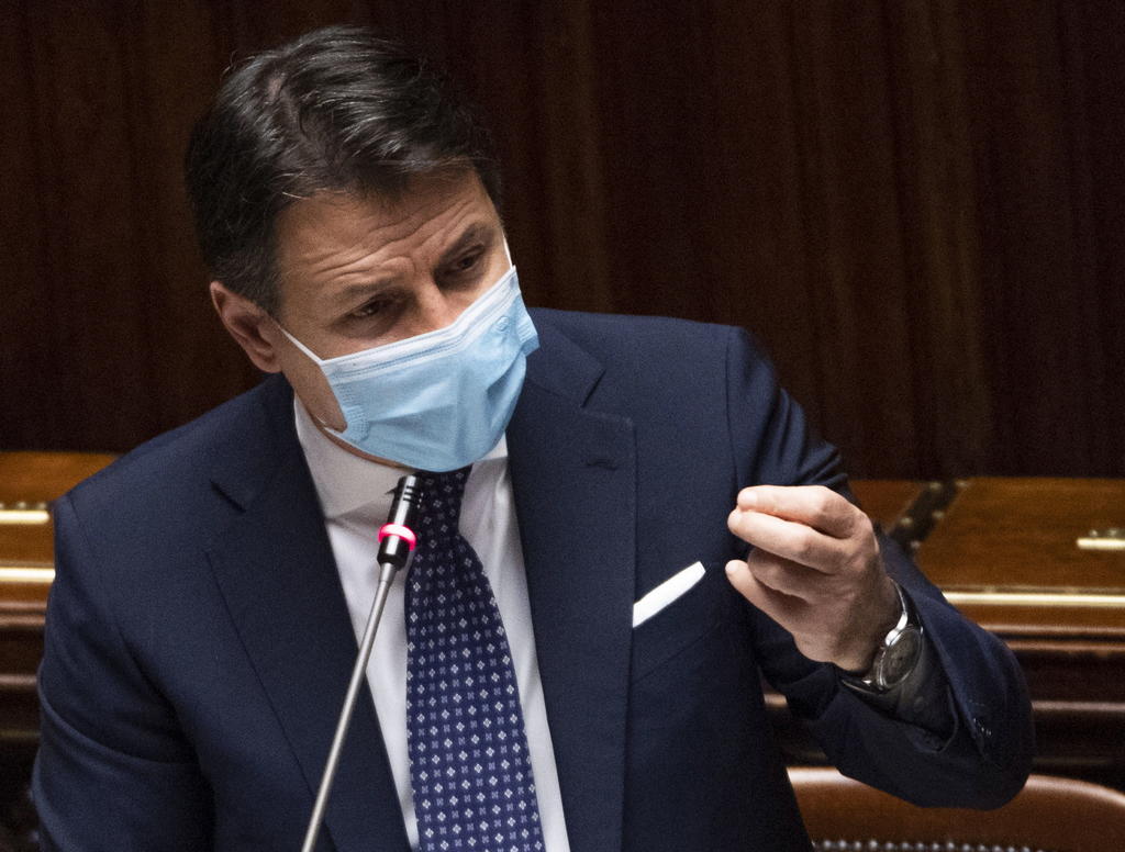 Conte asegura que nuevos cierres en Italia son para evitar un confinamiento general