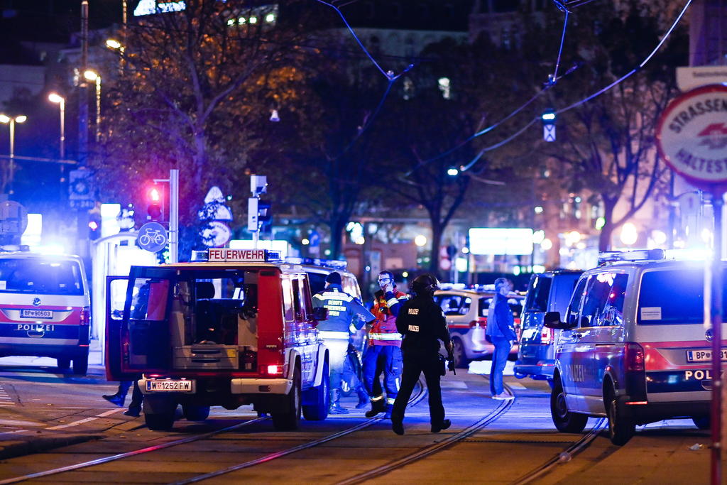 Gobierno austríaco confirma ataques terroristas en el centro de Viena