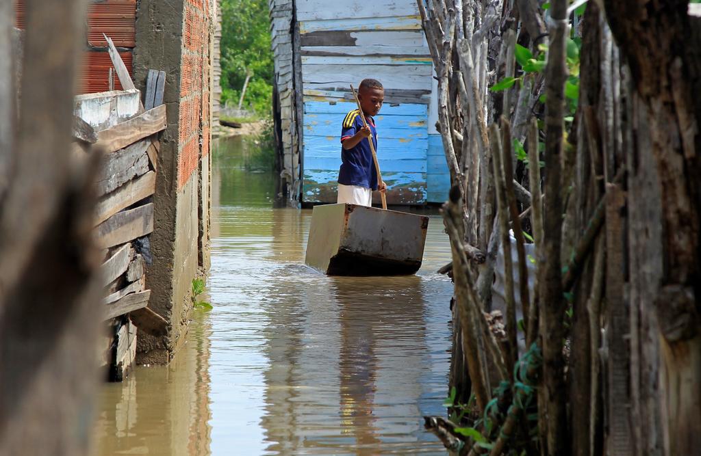 Huracán Iota ha dejado dos muertos y devastación en Providencia