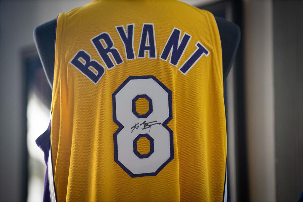 Kobe Bryant se inmortaliza en el Salón de la Fama del Basquetbol