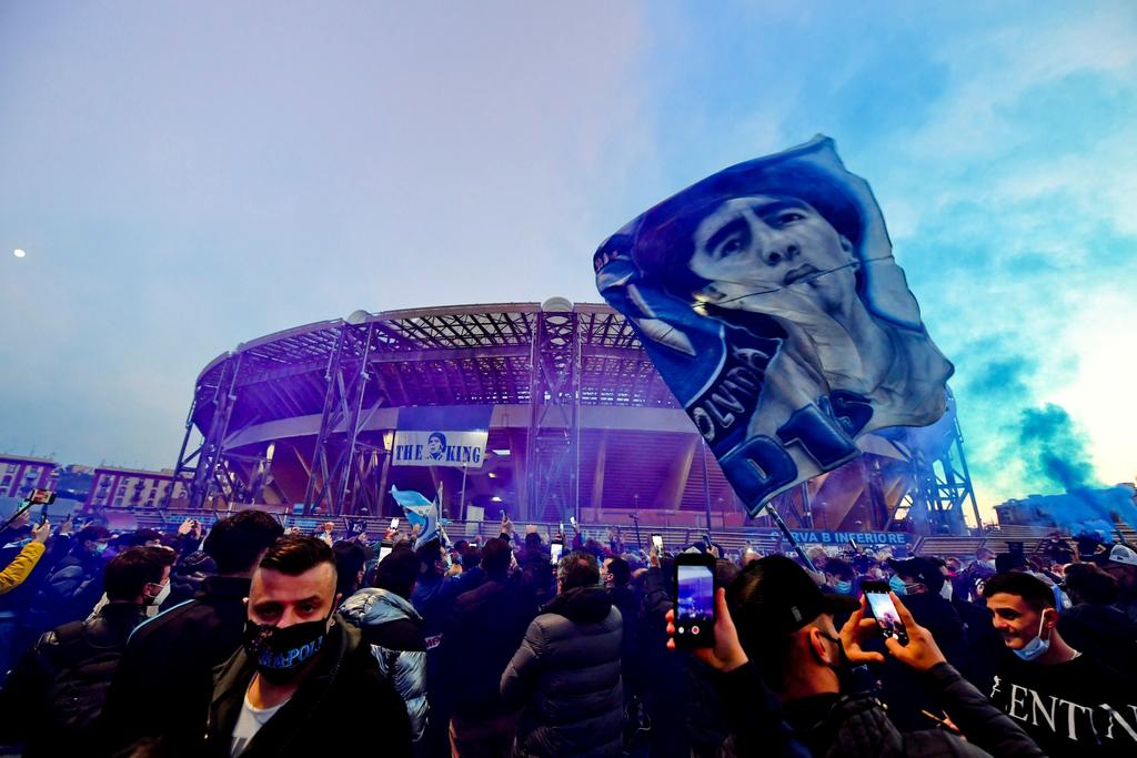 Estadio del Napoli es nombrado oficialmente Diergo Armando Maradona