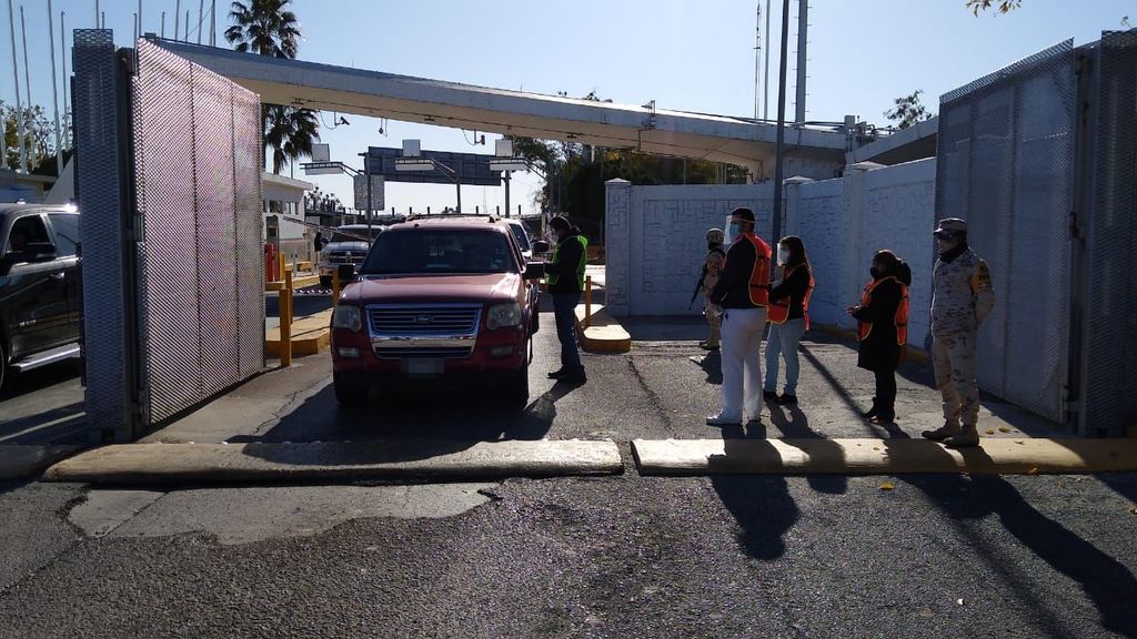 Ingresan más de 11 mil vehículos de EUA